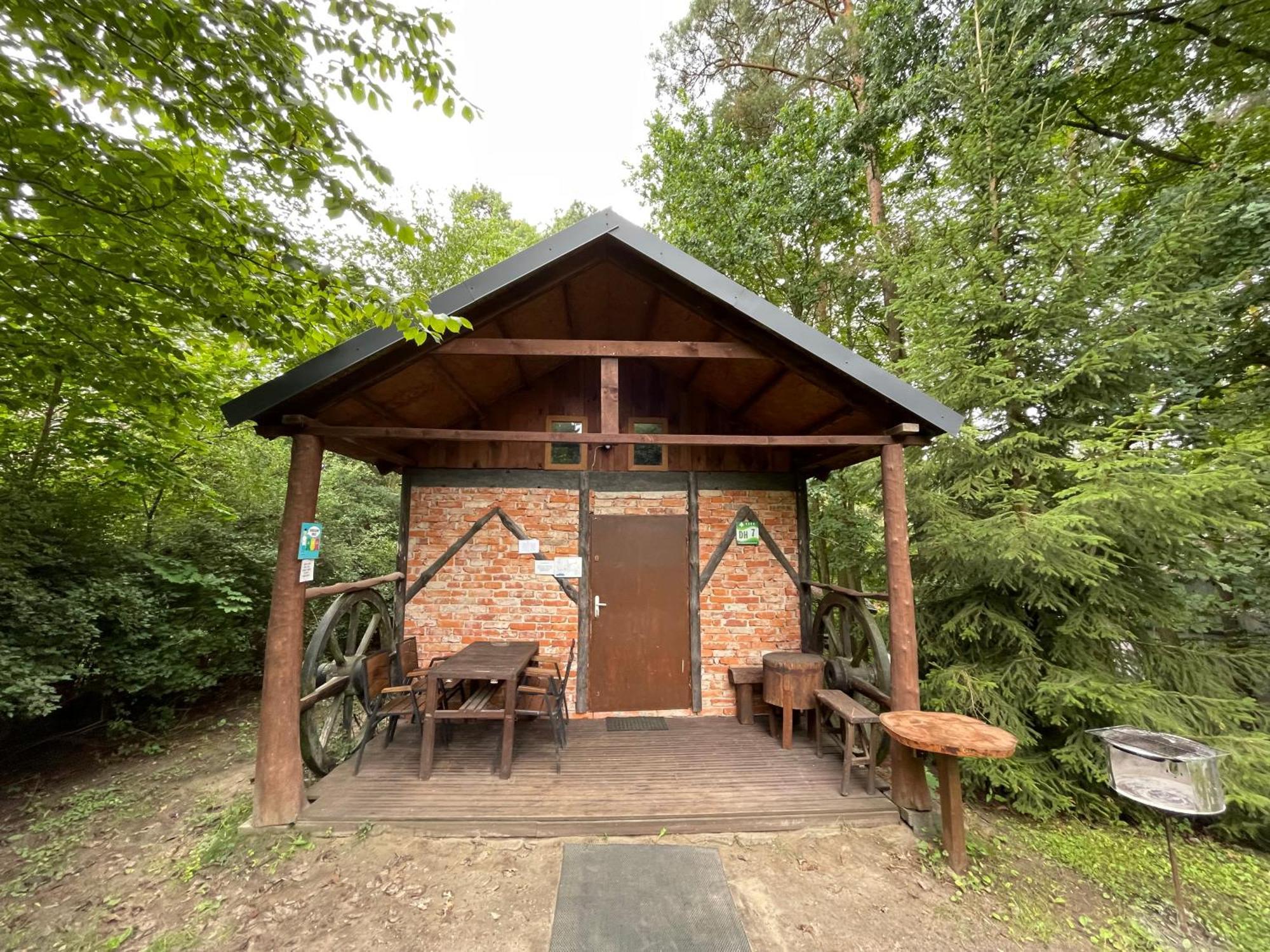 Hotel Wypoczynek Hnatczak Debrzno Exterior foto